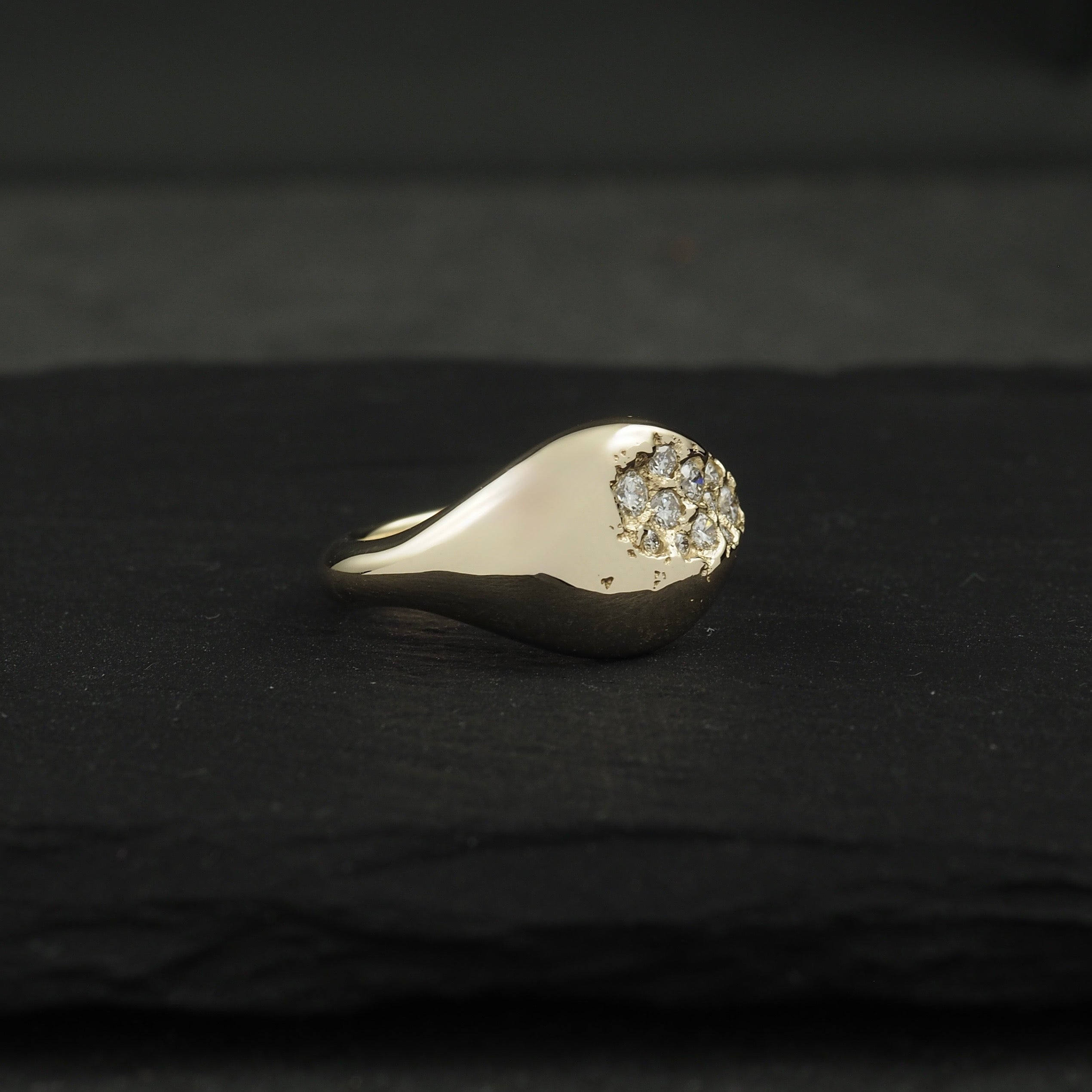 Aeon II signet + diamonds