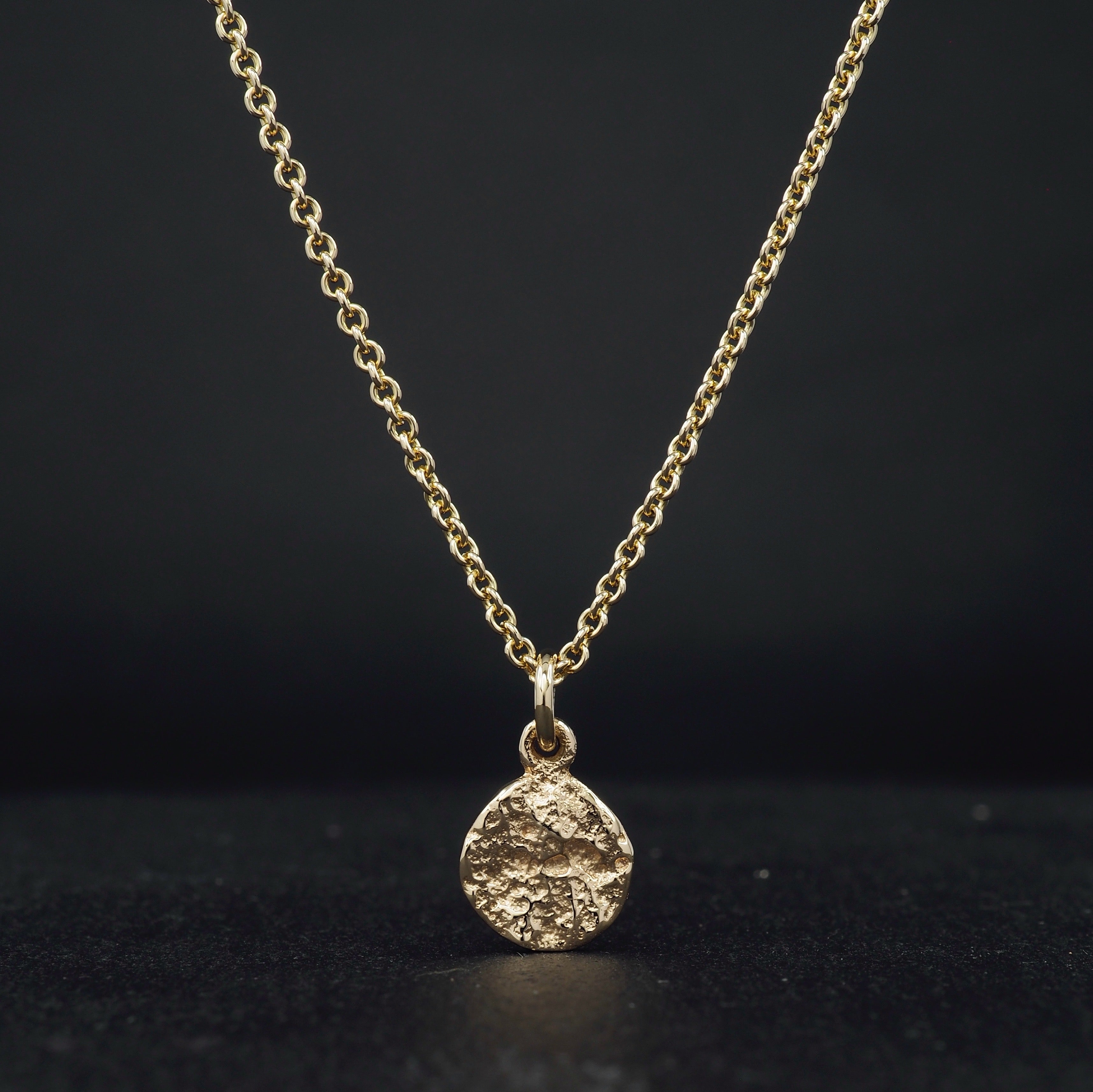 Terra round pendant mini