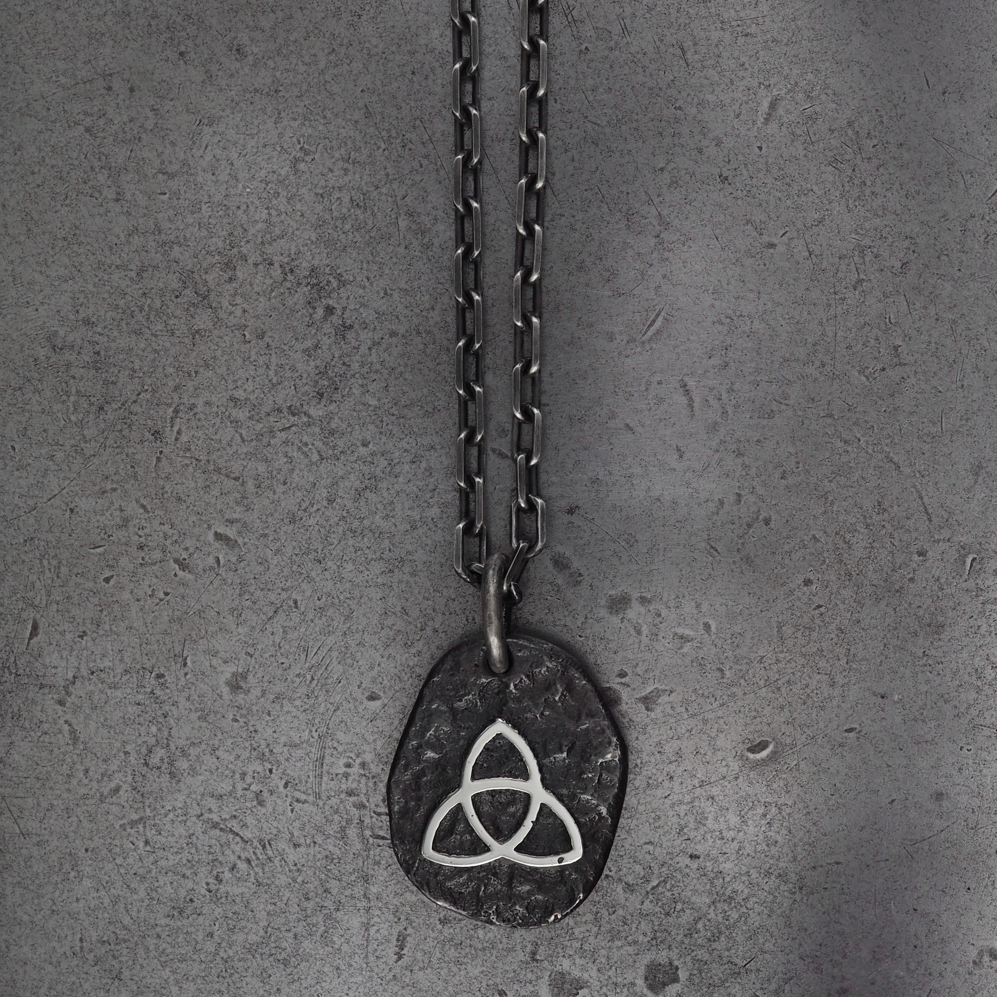 Terra rounded Triquetra pendant large sterling silver