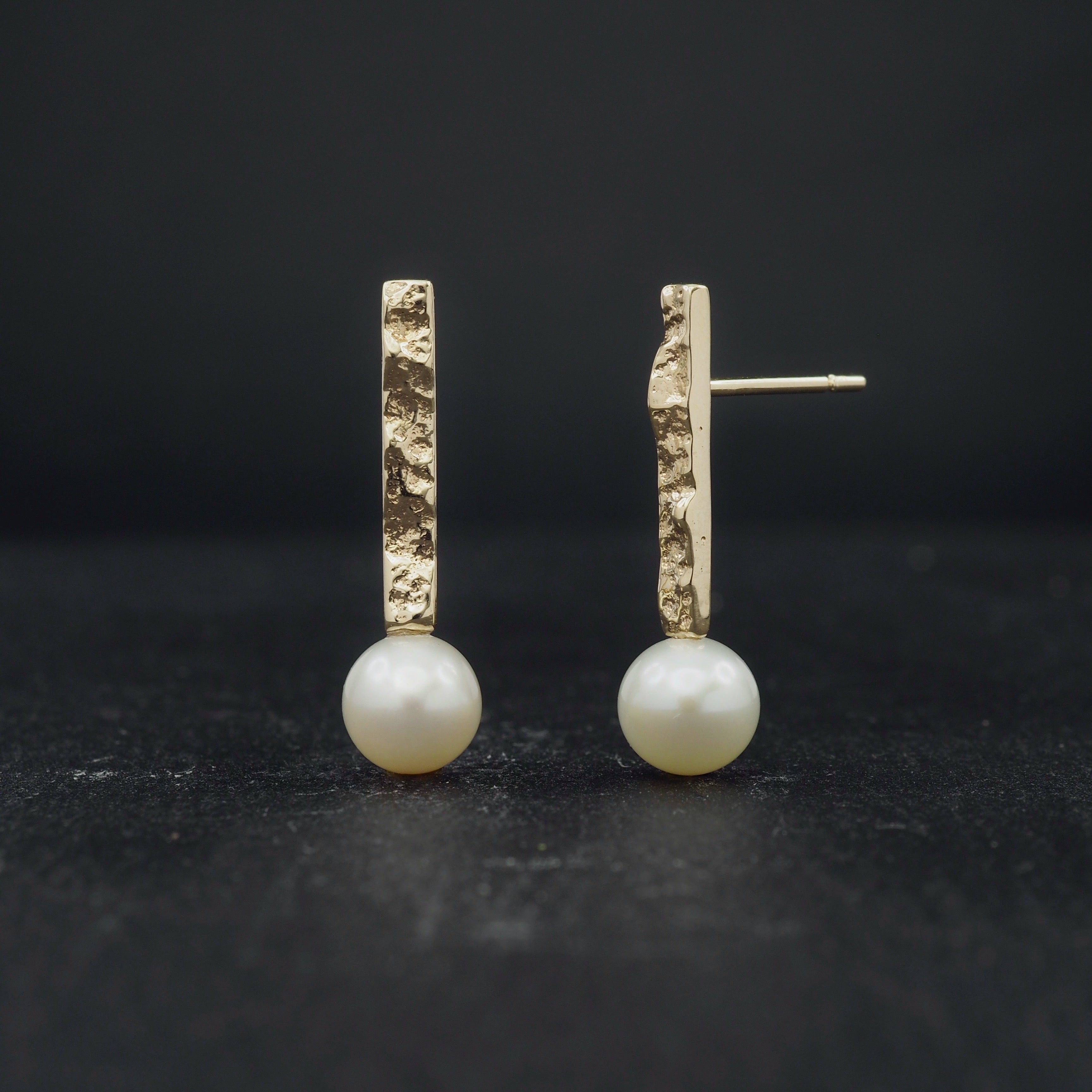 Terra rectangle studs + pearl