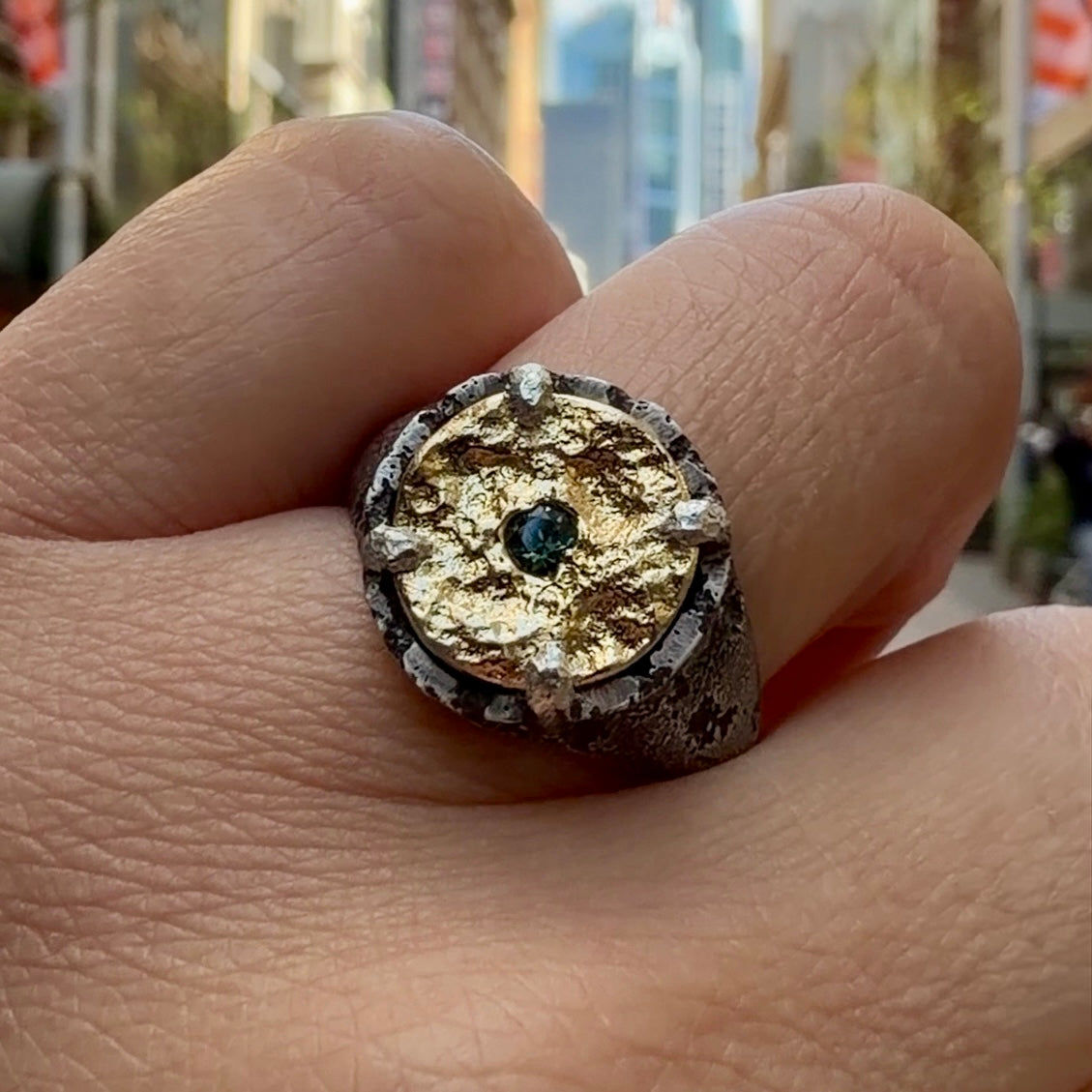 Terra medallion round signet + teal sapphire size U