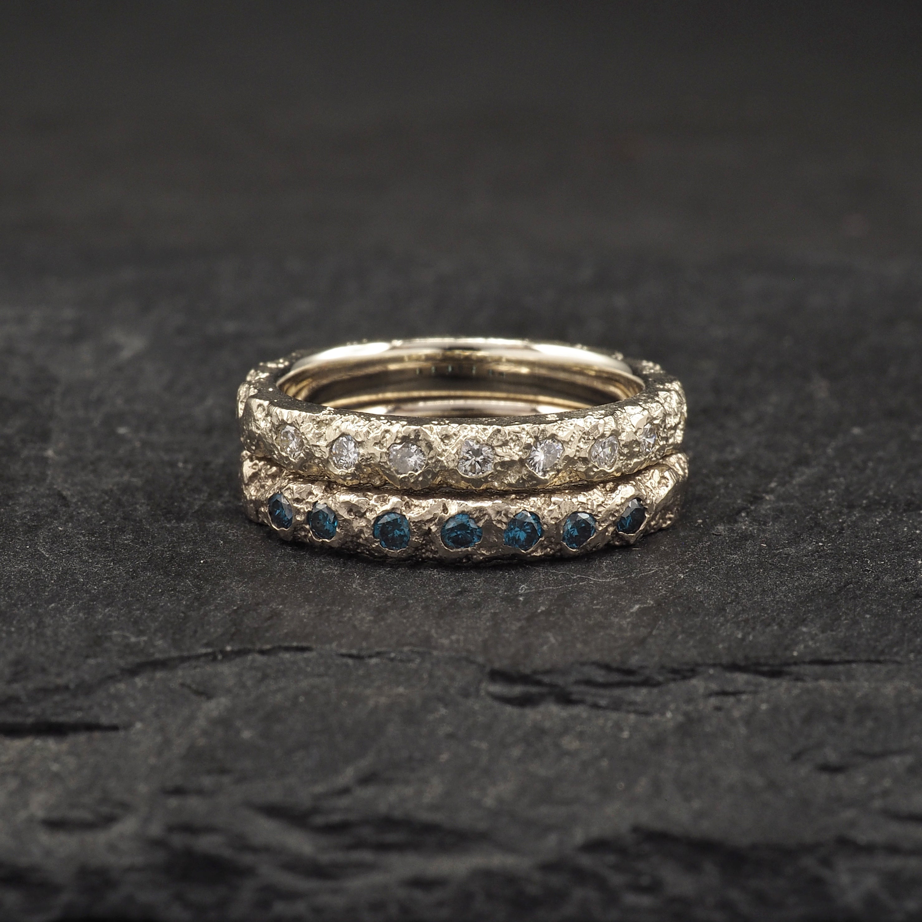 Crater Diamond Band Small - 18k White Gold