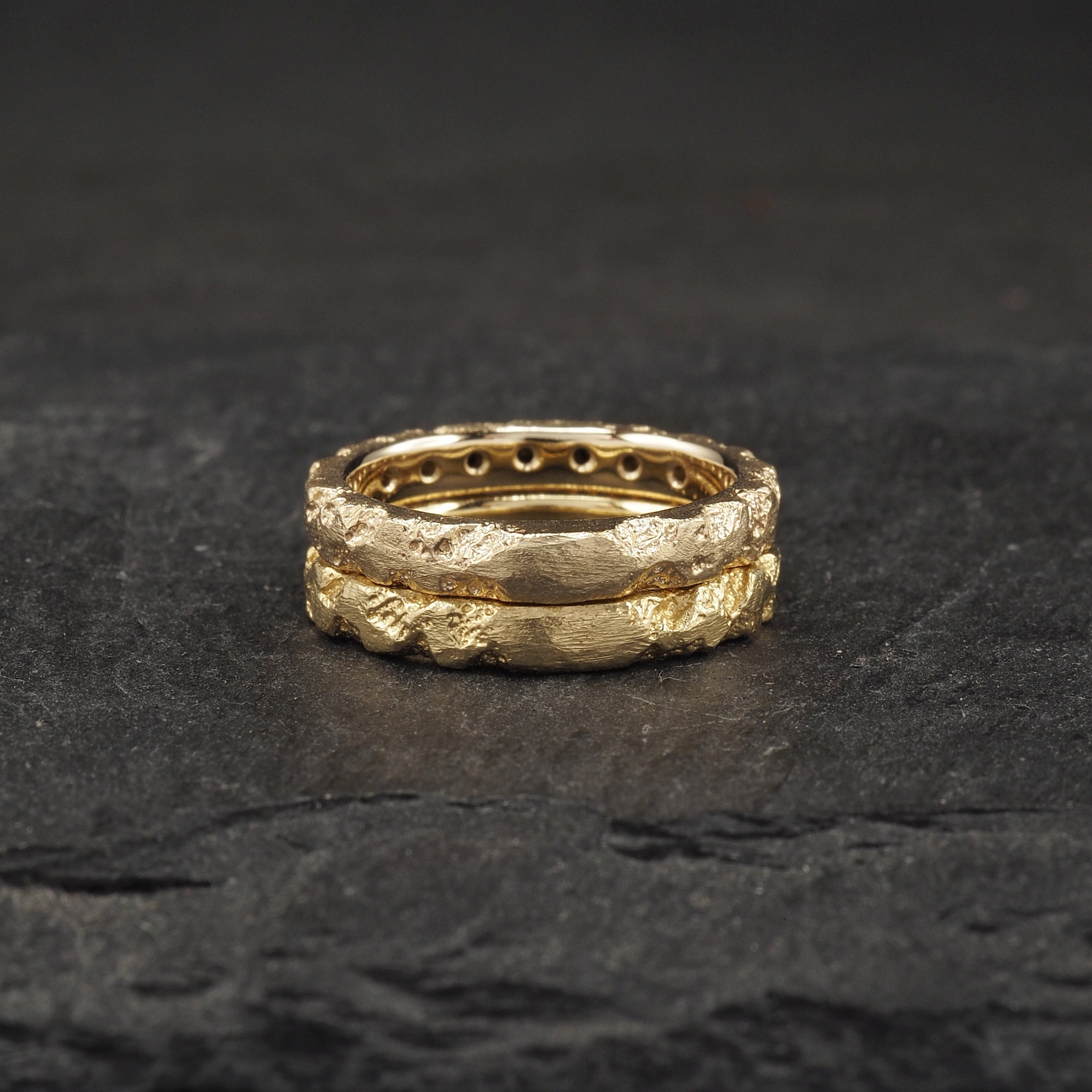 Crater Diamond Band 9k Yellow Gold