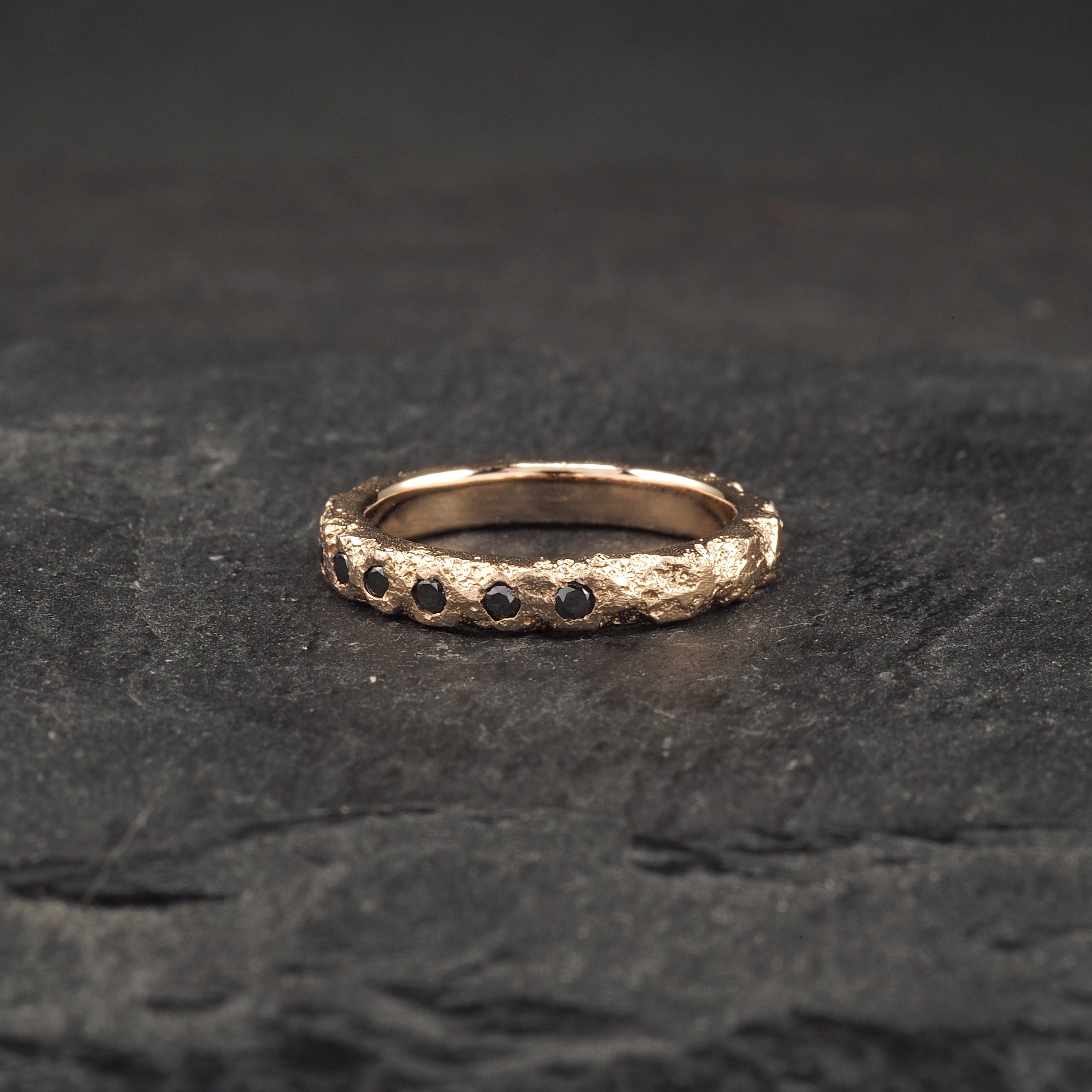 Crater Diamond Band Small - 9k Rose Gold