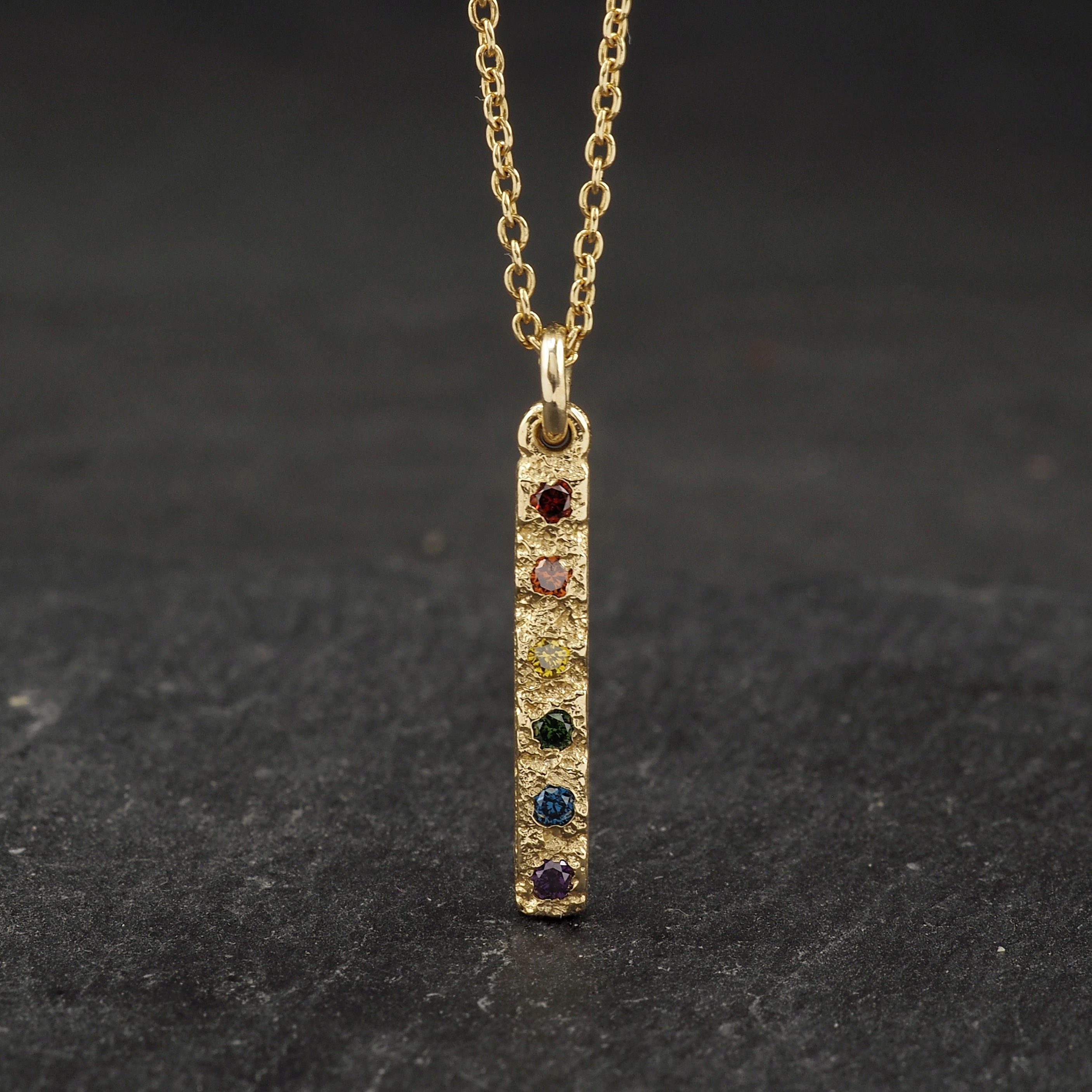 Crater Rainbow Diamond Bar Pendant 18k yellow gold