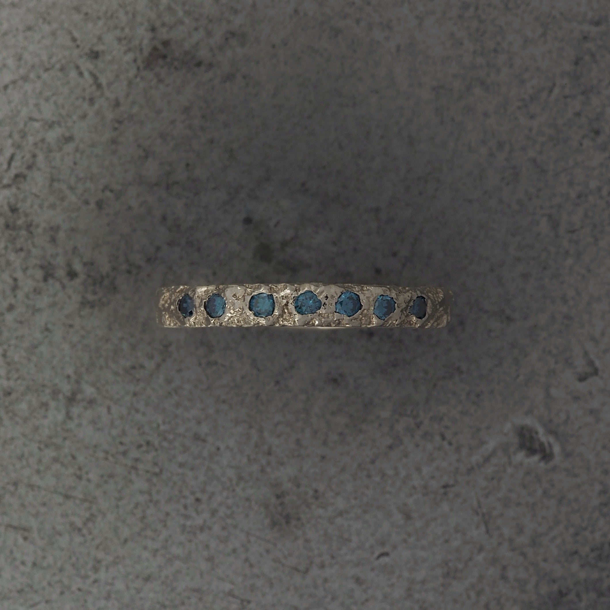 Crater Diamond Band Small - 18k White Gold