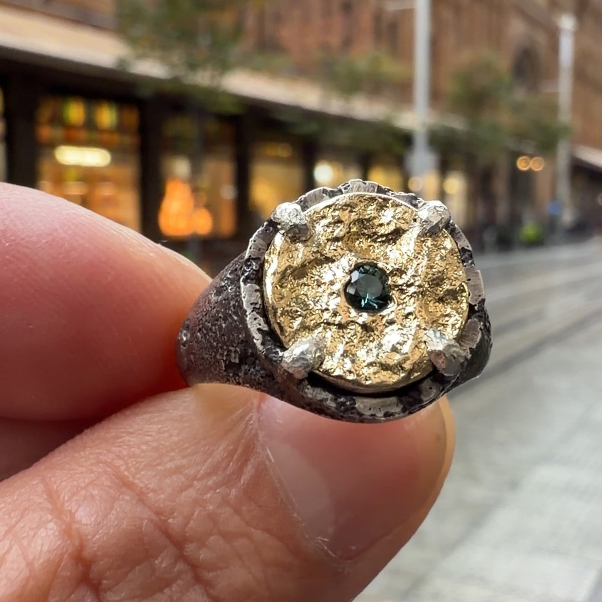 Terra medallion round signet + teal sapphire size U
