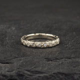 Crater diamond ring 9k white gold + white diamond